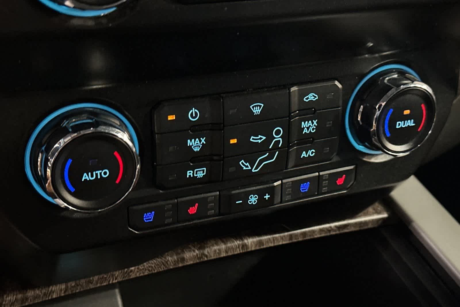 Thumbnail: 2019 Ford F-250 - 24