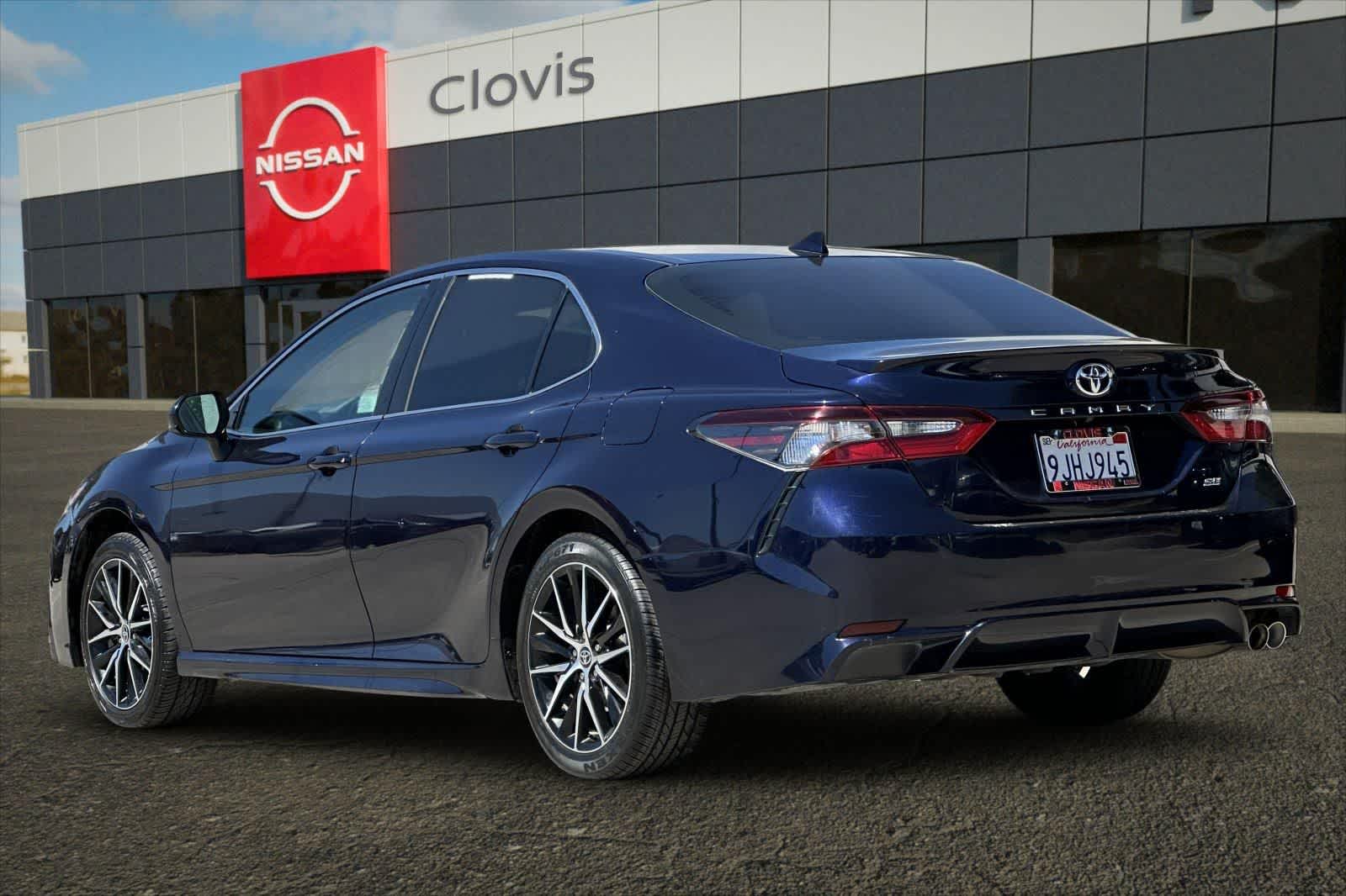 Thumbnail: 2021 Toyota Camry - 7