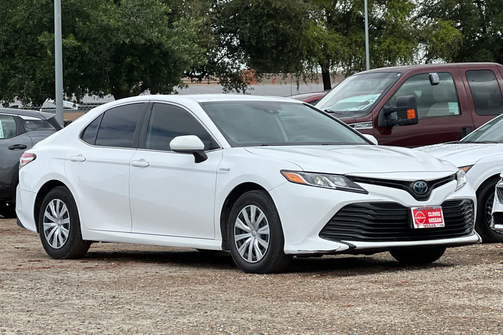 Thumbnail: 2020 Toyota Camry - 10