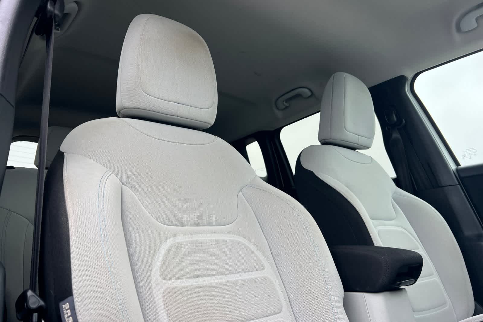 Thumbnail: 2018 Jeep Renegade - 18