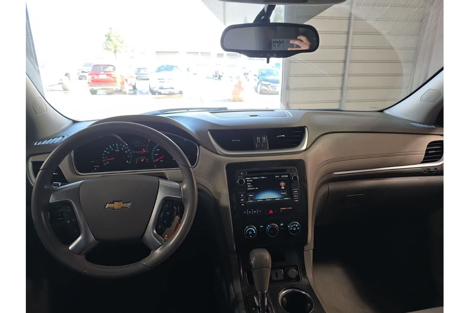 Thumbnail: 2016 Chevrolet Traverse - 15