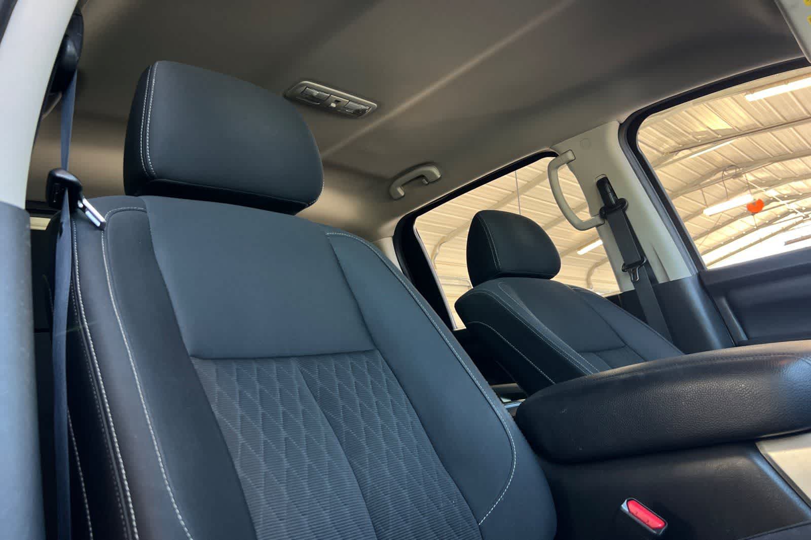 Thumbnail: 2018 Nissan Titan - 18