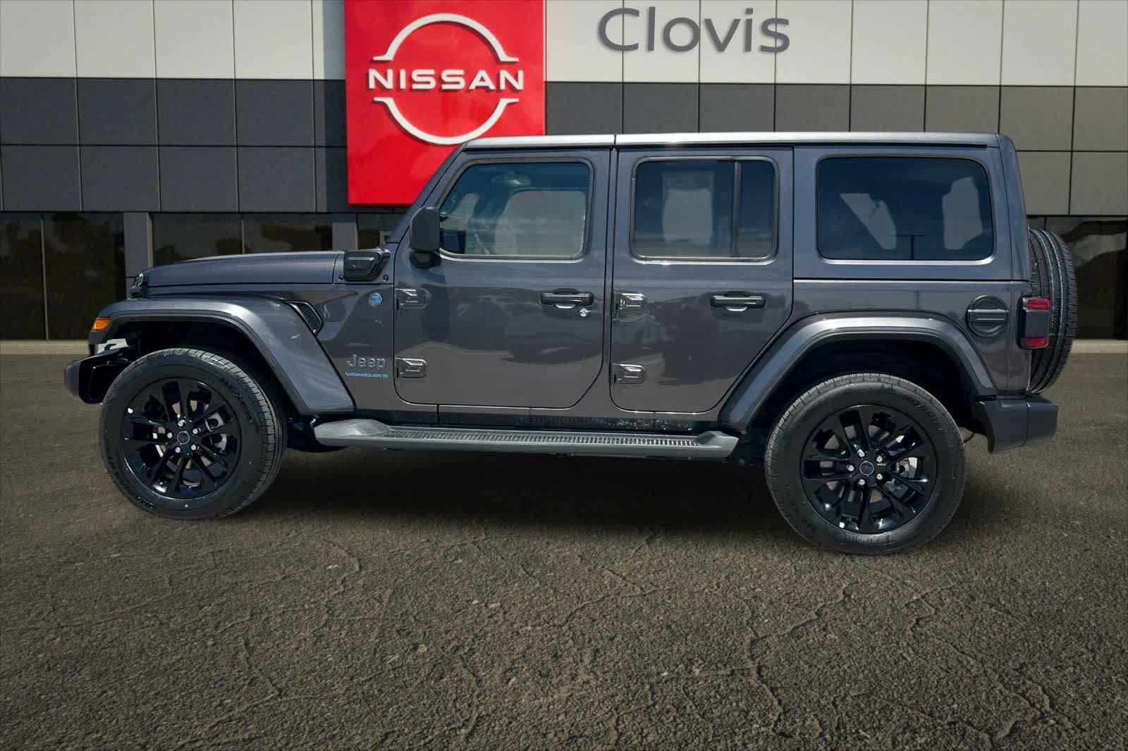 Thumbnail: 2025 Jeep Wrangler - 6
