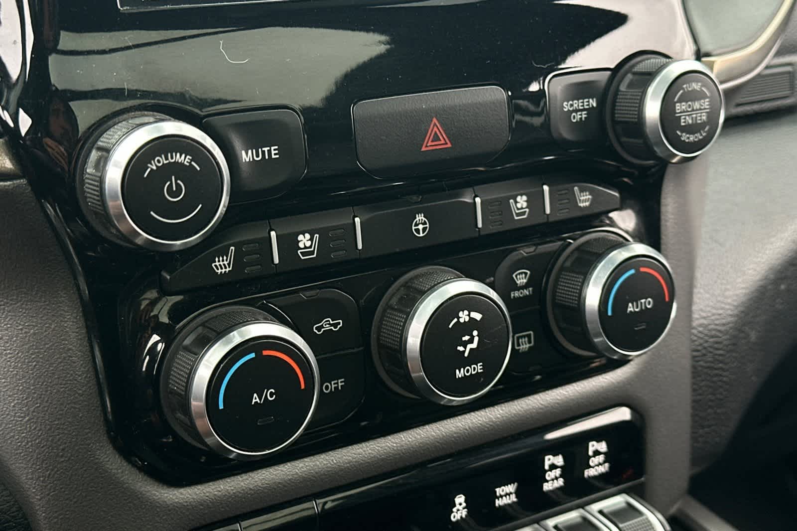 Thumbnail: 2019 RAM 1500 - 21