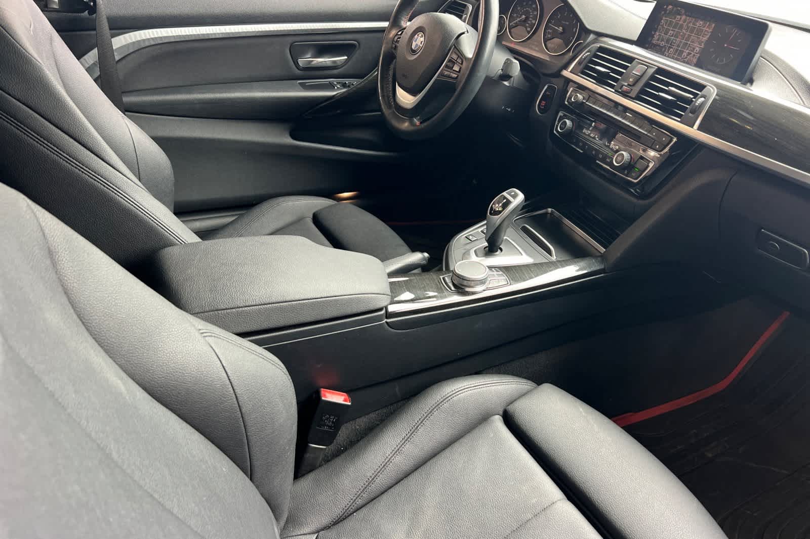 Thumbnail: 2020 BMW 4 Series - 17