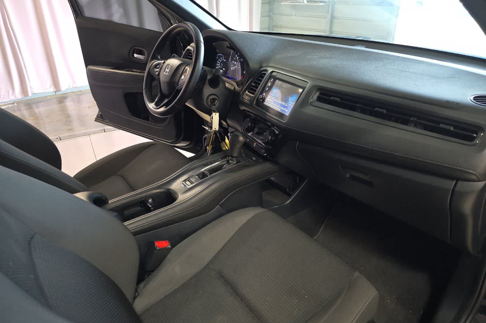 Thumbnail: 2020 Honda HR-V - 18