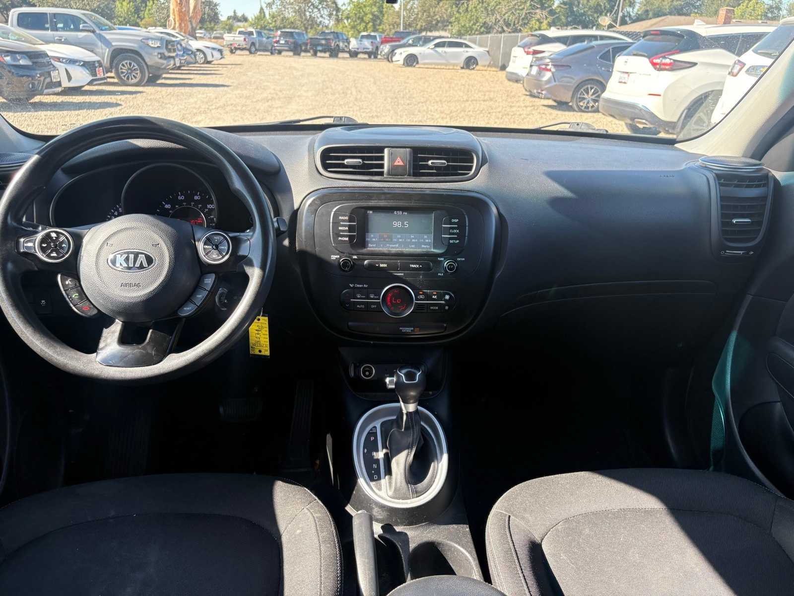 Thumbnail: 2017 Kia Soul - 12