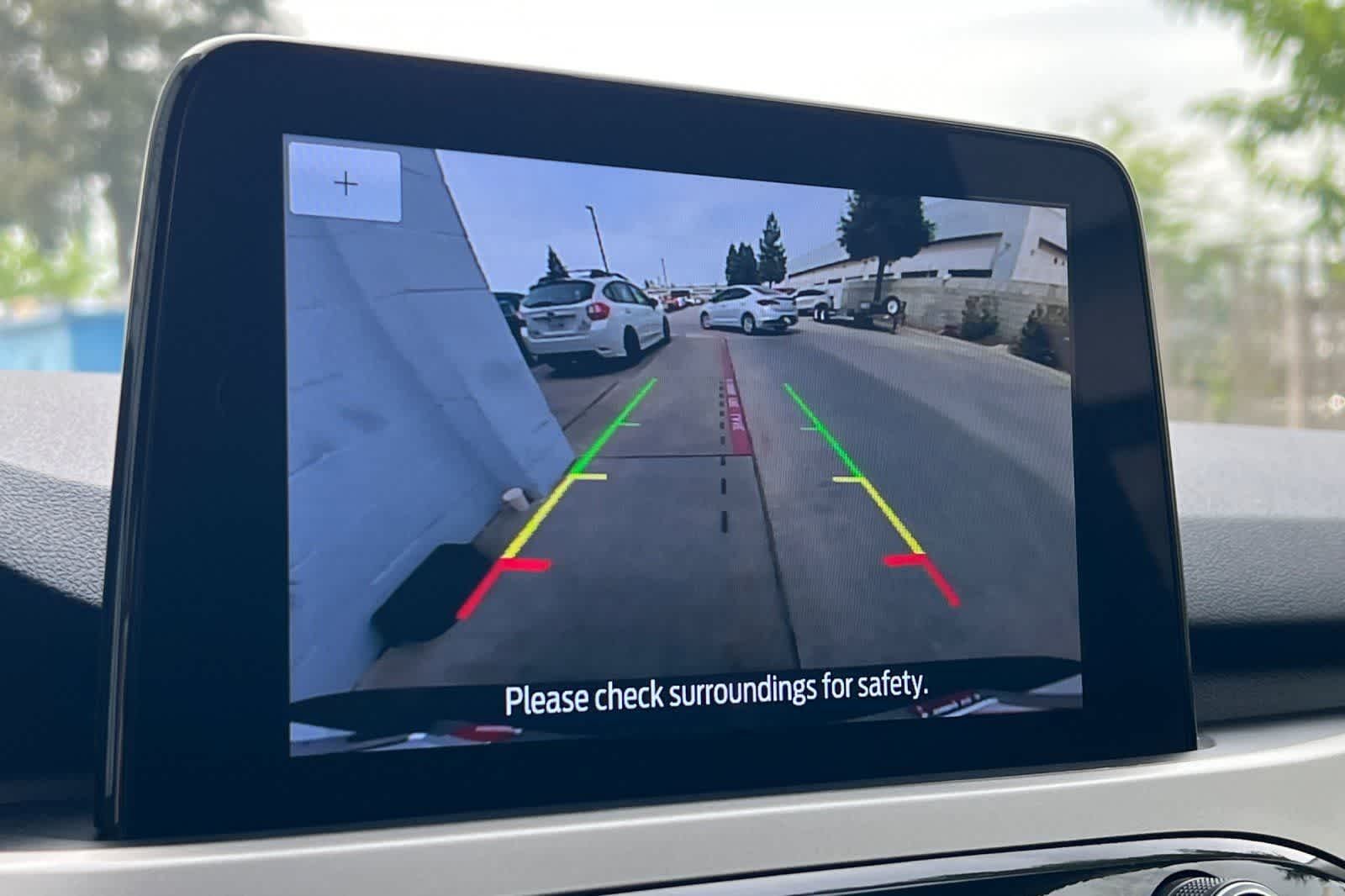 Thumbnail: 2022 Ford Escape - 24