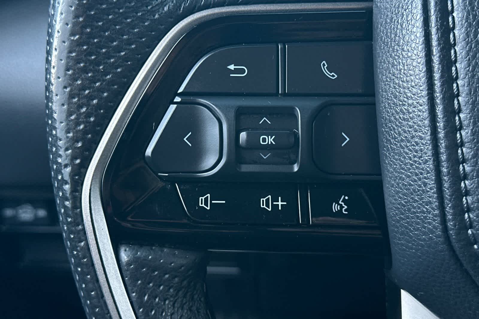 Thumbnail: 2023 Toyota Tundra - 29