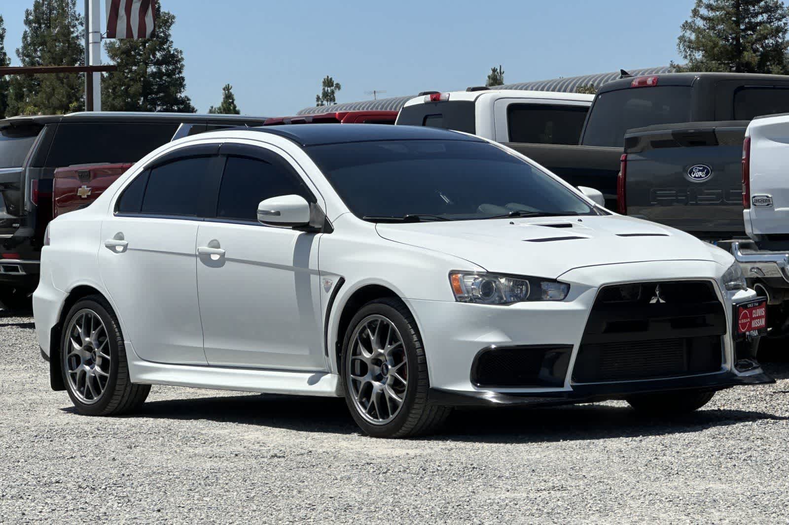 Thumbnail: 2015 Mitsubishi Lancer Evolution - 10