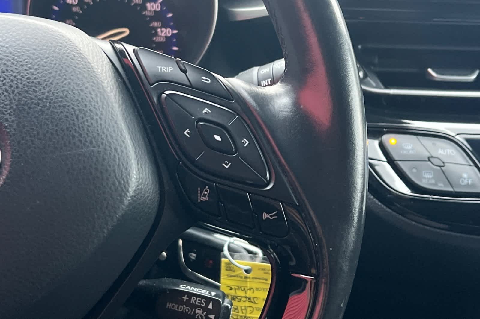 Thumbnail: 2018 Toyota C-HR - 28