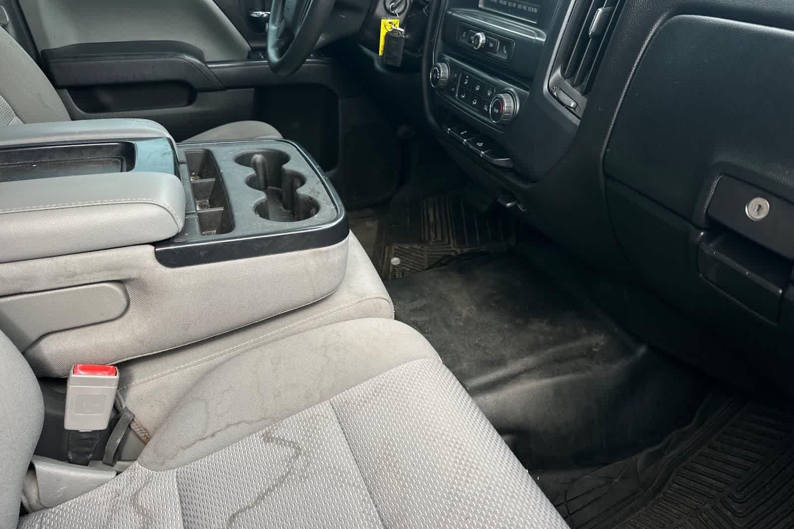 Thumbnail: 2018 Chevrolet Silverado 1500 - 17