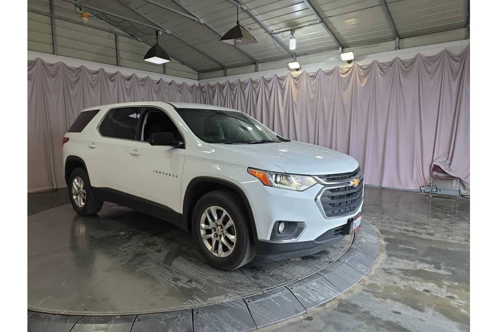 Thumbnail: 2020 Chevrolet Traverse - 6