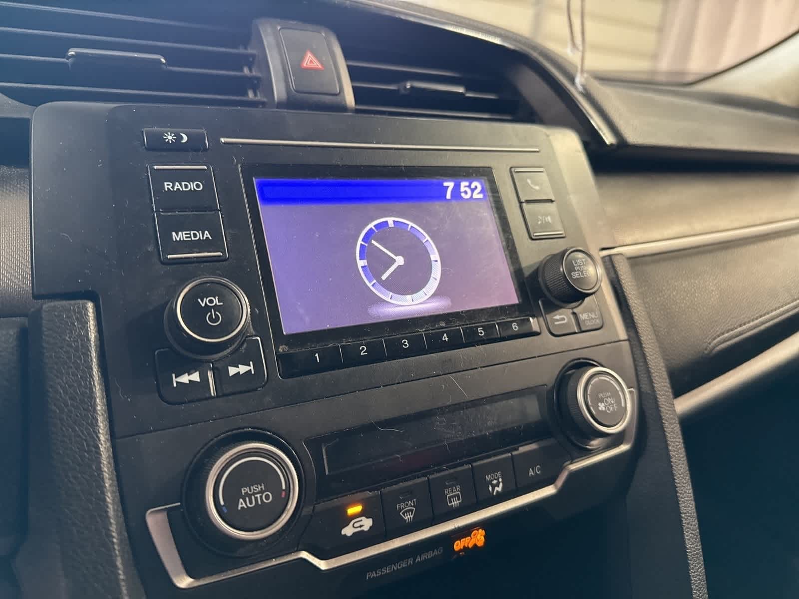 Thumbnail: 2019 Honda Civic - 20