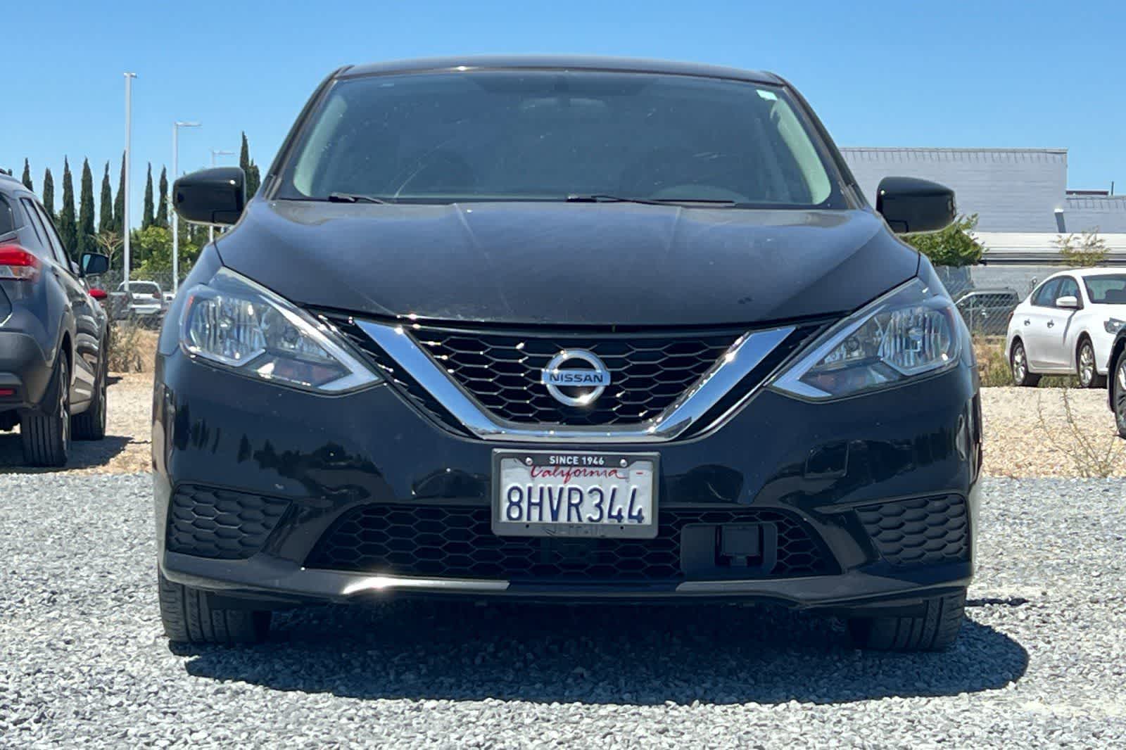 Thumbnail: 2019 Nissan Sentra - 11