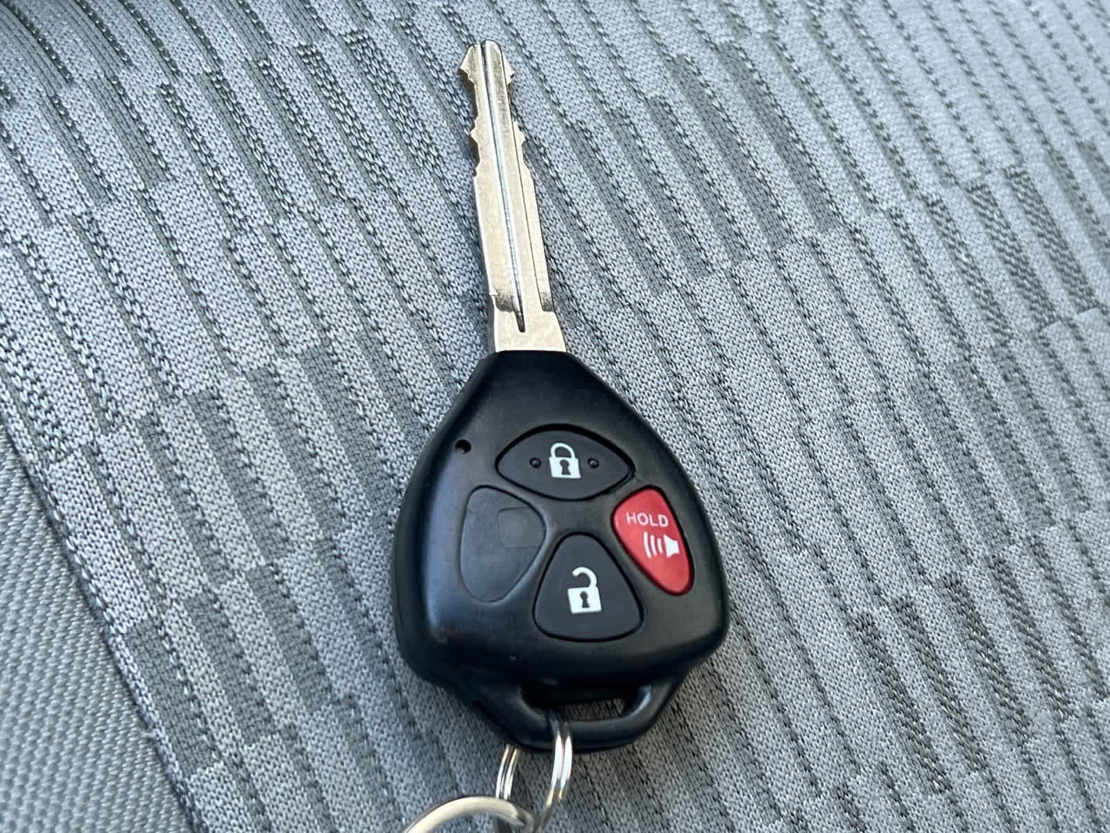 Thumbnail: 2011 Toyota RAV4 - 26