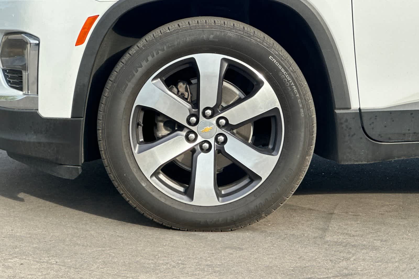 Thumbnail: 2023 Chevrolet Traverse - 38