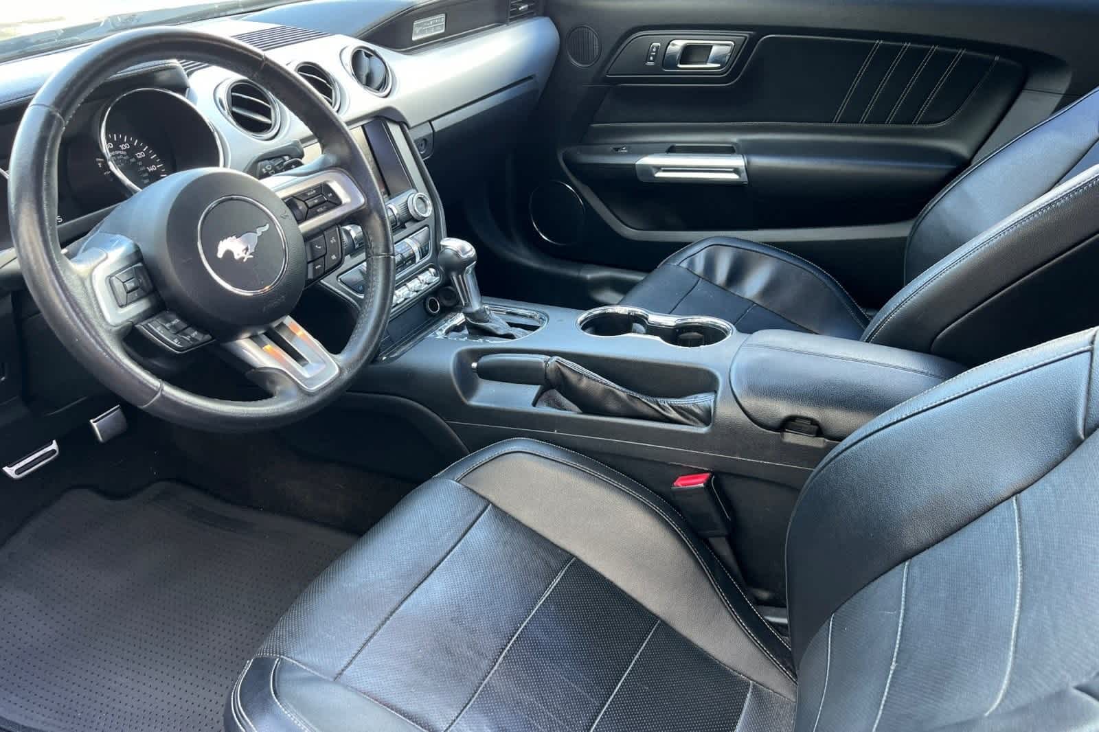 2015 Ford Mustang  5