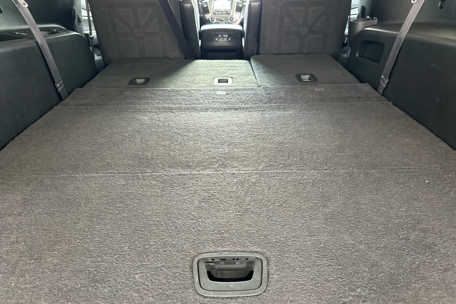 Thumbnail: 2017 Chevrolet Suburban - 18