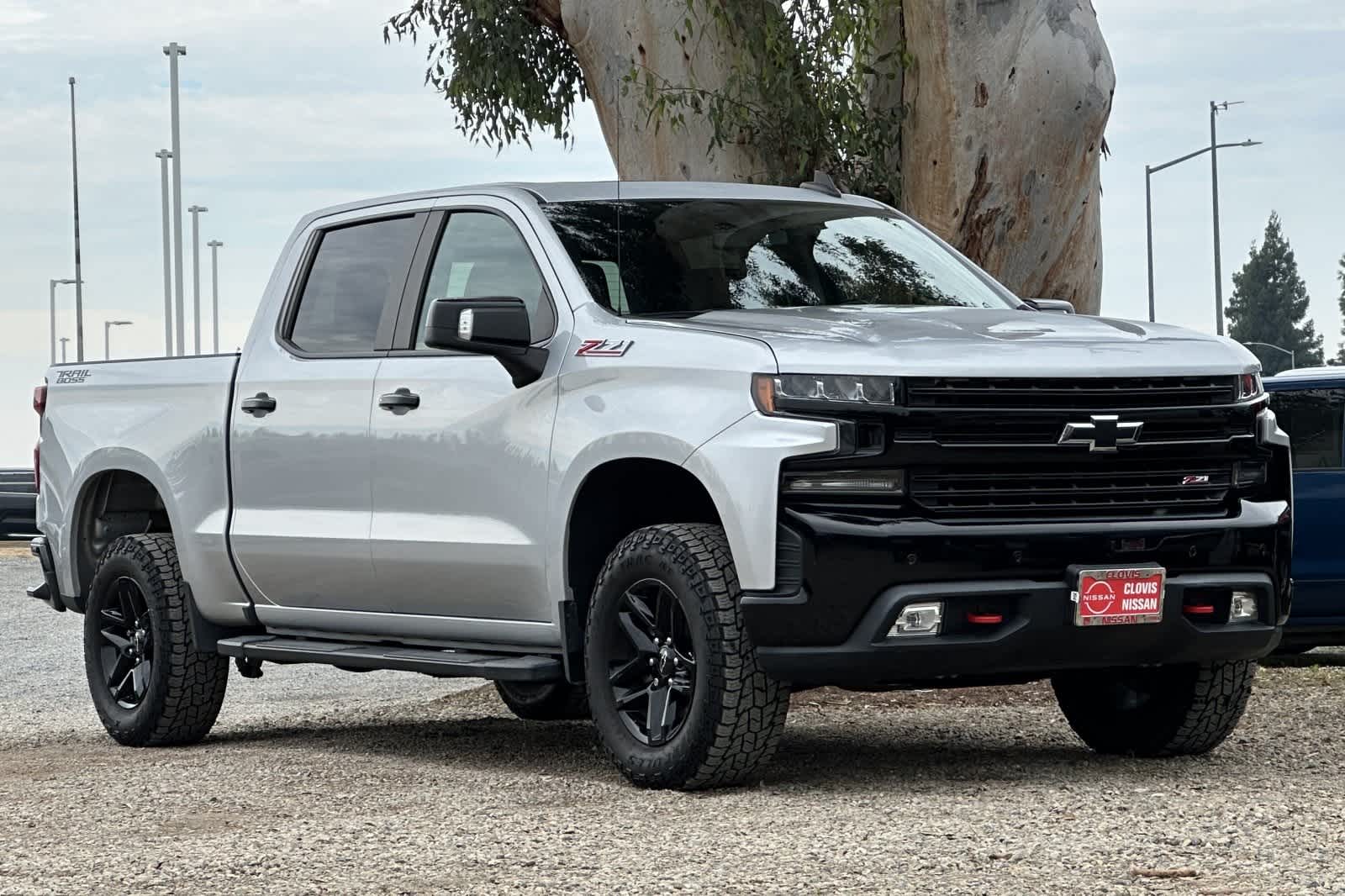 Thumbnail: 2021 Chevrolet Silverado 1500 - 10