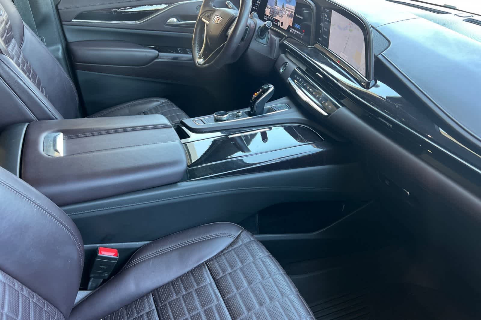 Thumbnail: 2021 Cadillac Escalade - 21