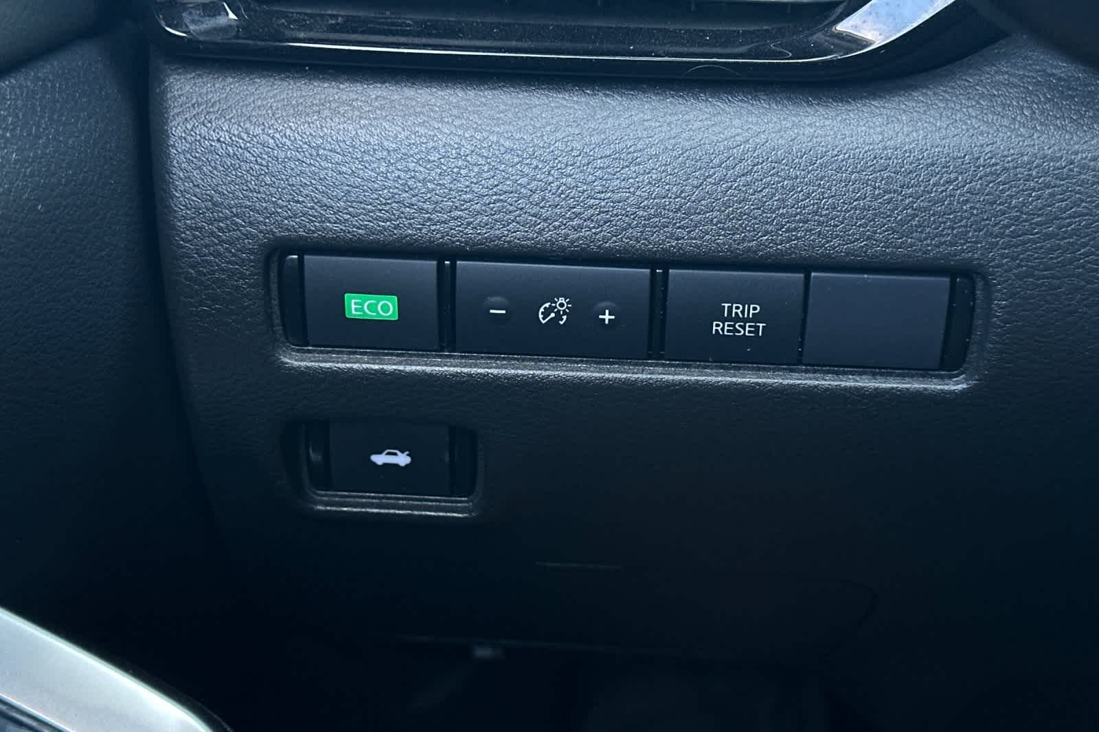 Thumbnail: 2022 Nissan Sentra - 31