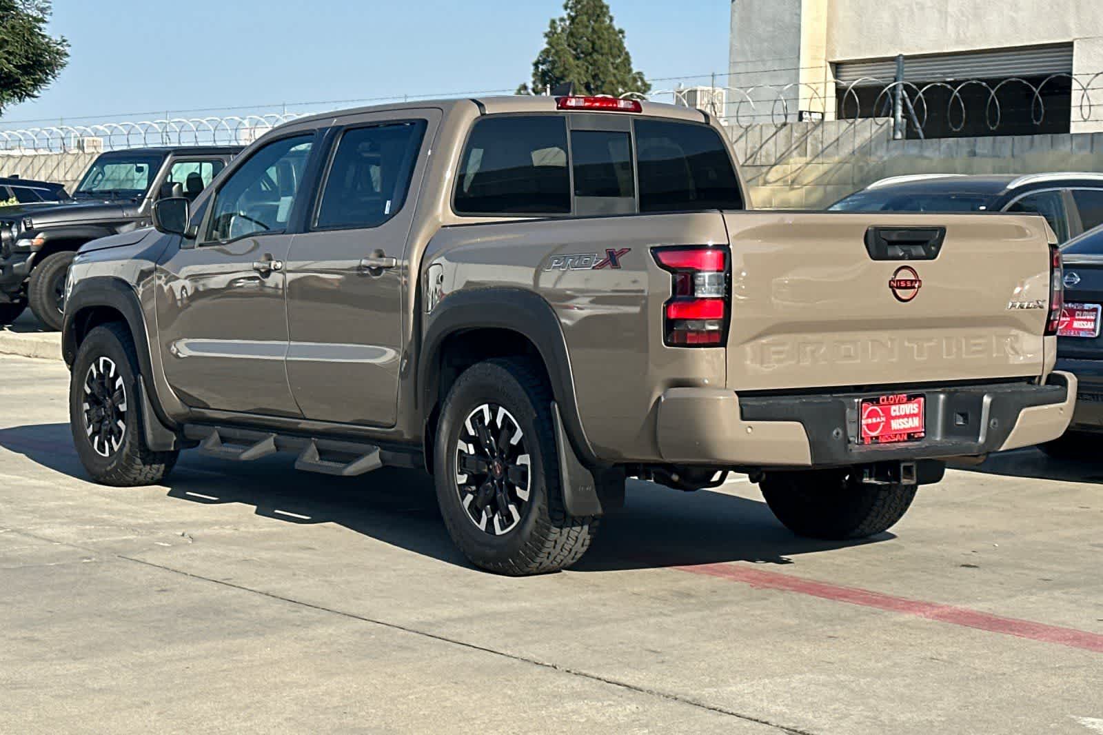 Thumbnail: 2022 Nissan Frontier - 7