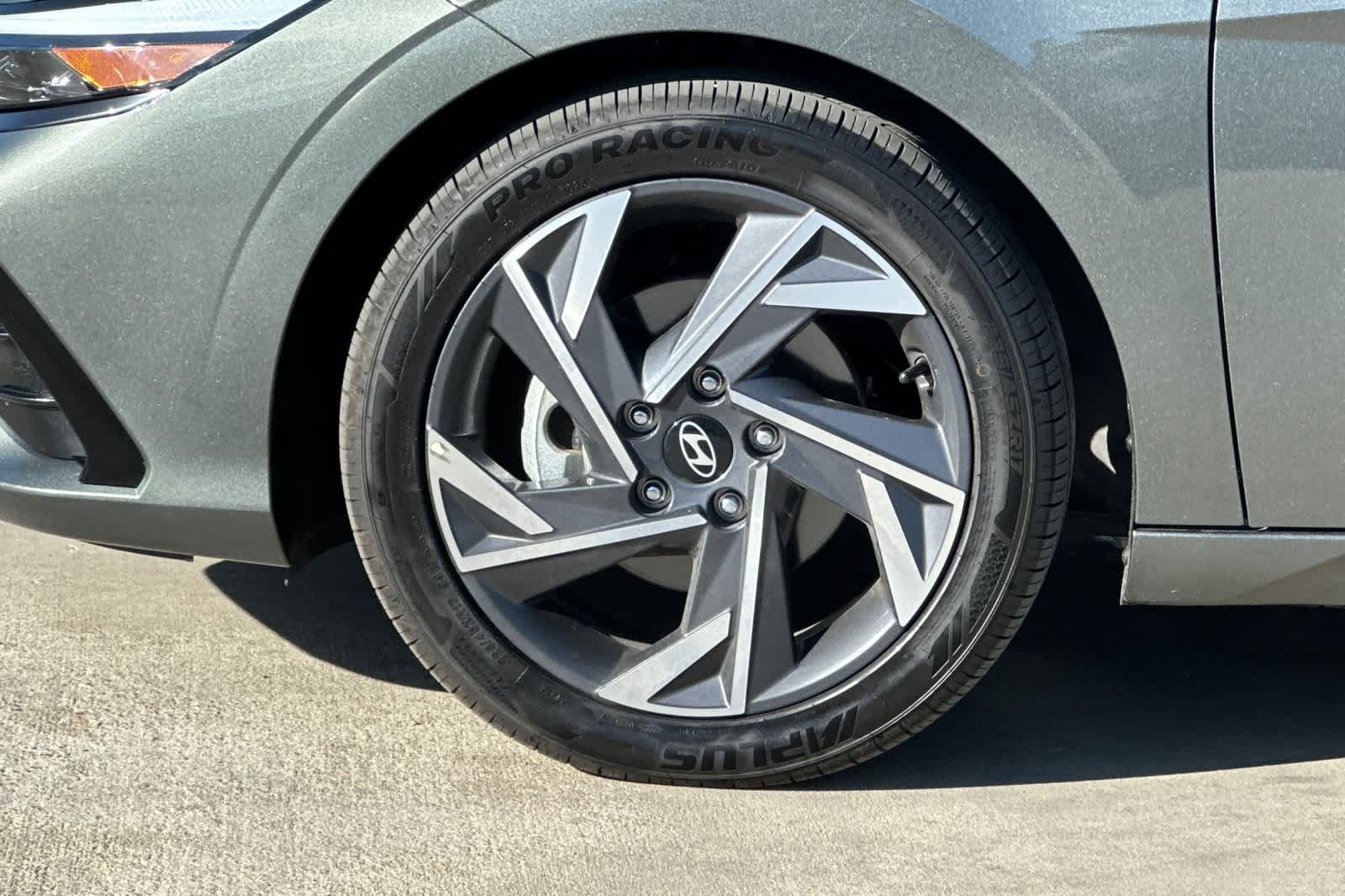 Thumbnail: 2024 Hyundai Elantra - 12