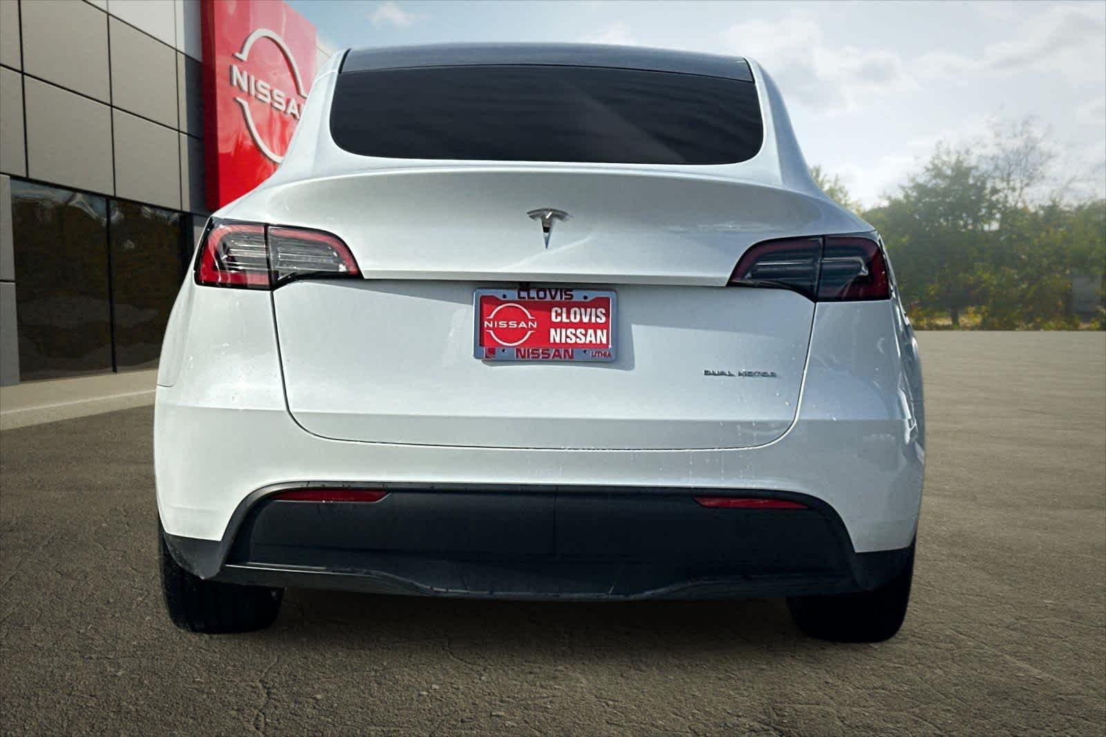Thumbnail: 2023 Tesla Model Y - 8
