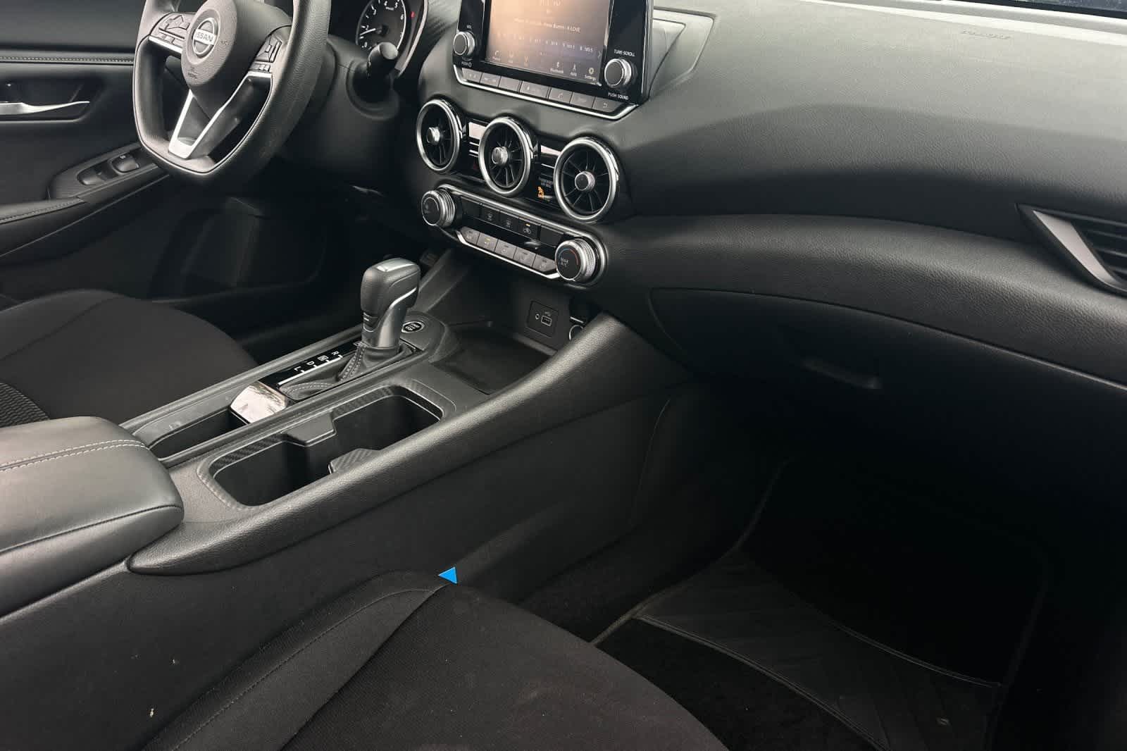 Thumbnail: 2021 Nissan Sentra - 16