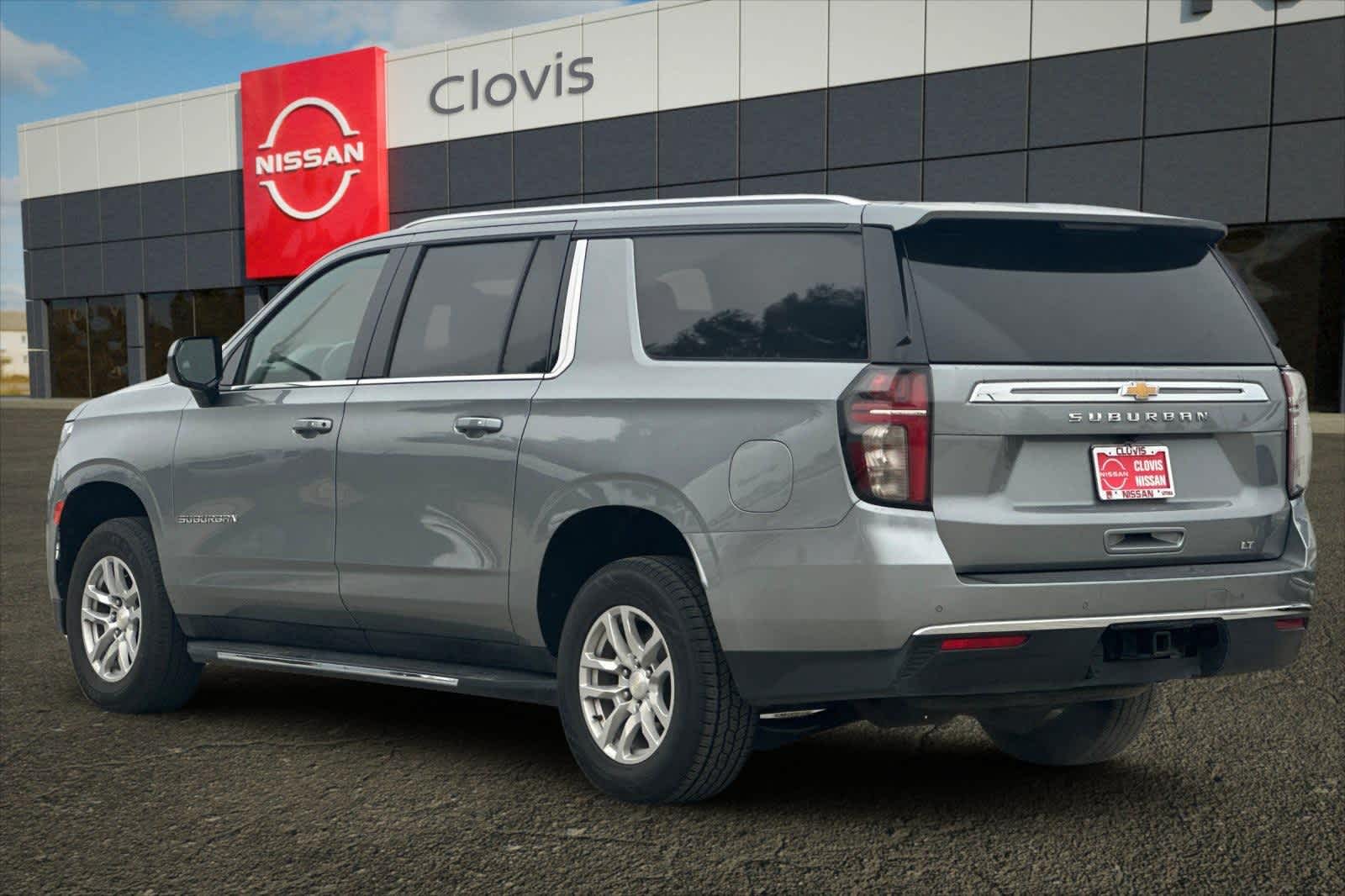 Thumbnail: 2023 Chevrolet Suburban - 7