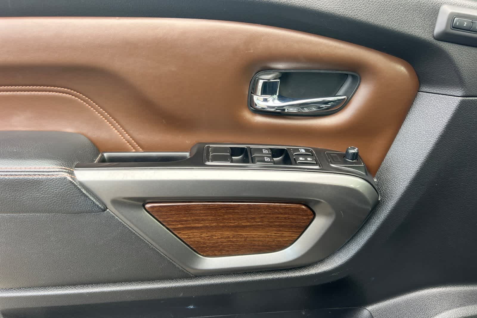 Thumbnail: 2018 Nissan Titan - 13