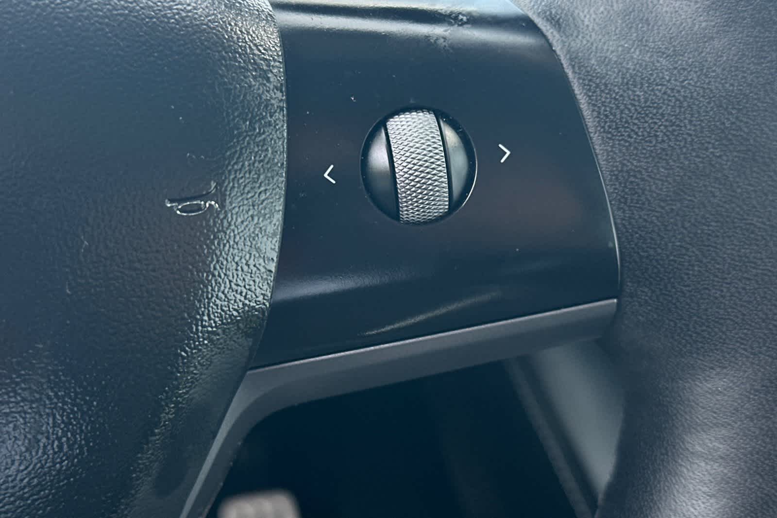 Thumbnail: 2022 Tesla Model Y - 29