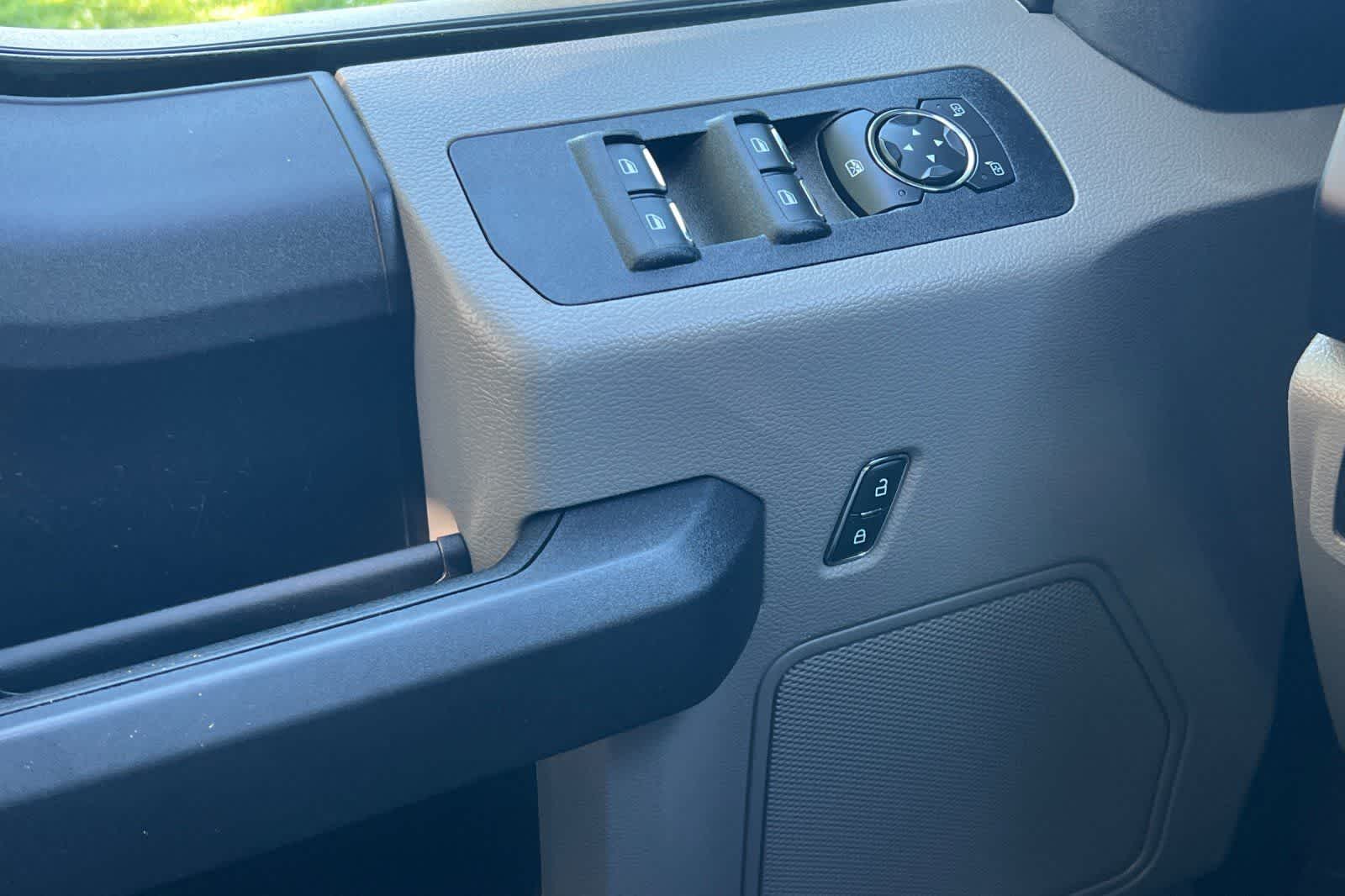 Thumbnail: 2020 Ford F-150 - 13