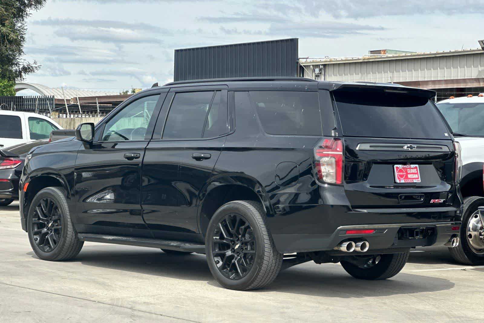 Thumbnail: 2022 Chevrolet Tahoe - 7