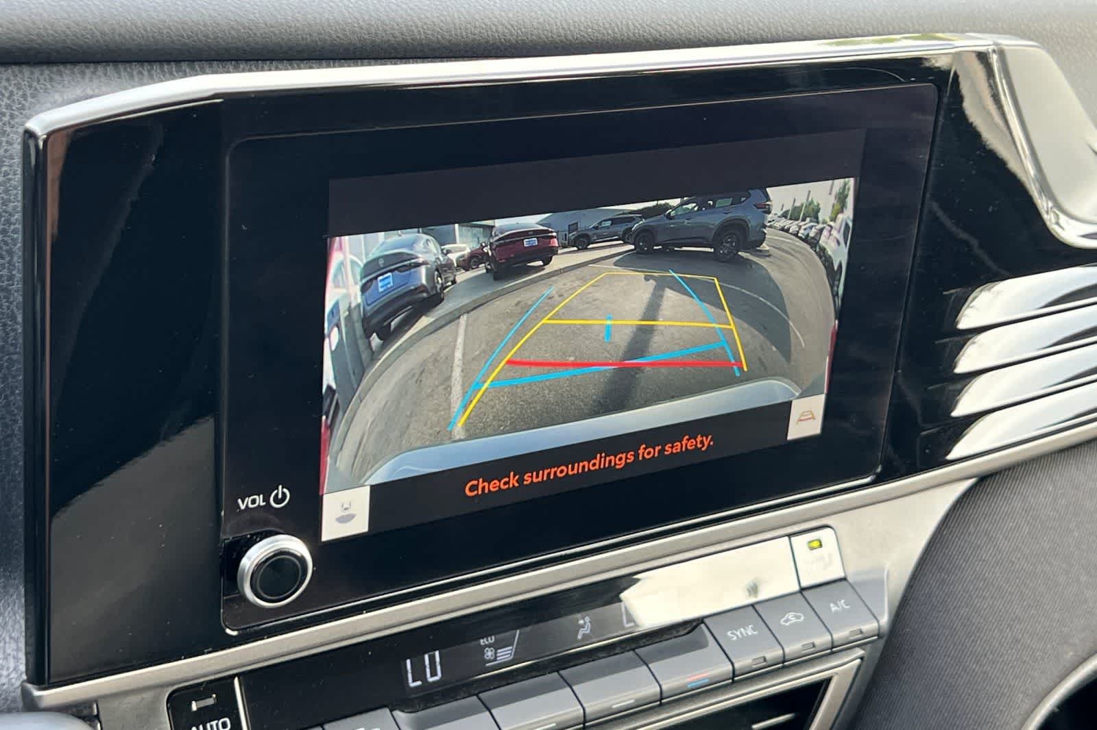 Thumbnail: 2025 Toyota Camry - 22