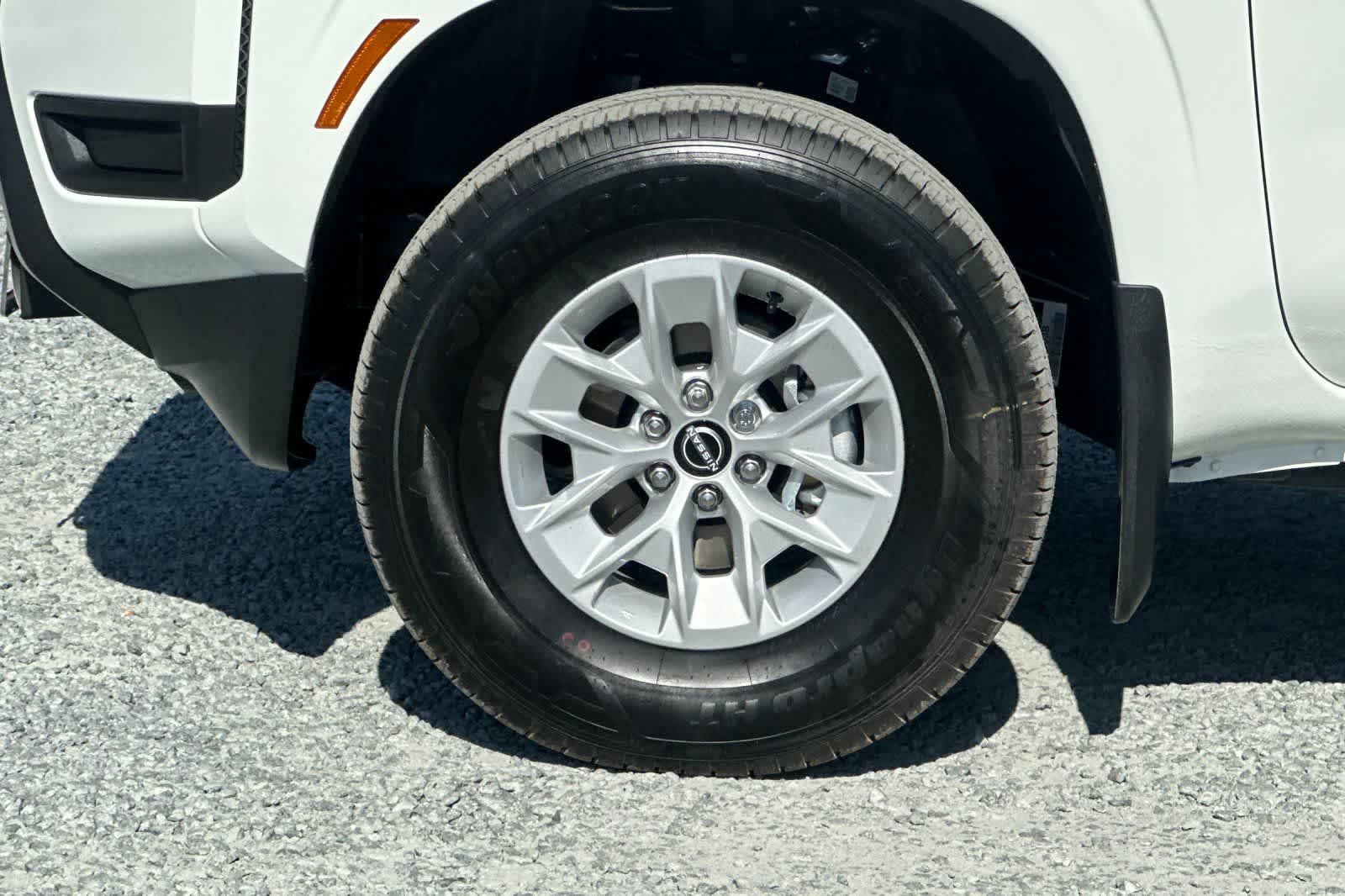 Thumbnail: 2026 Nissan Frontier - 27
