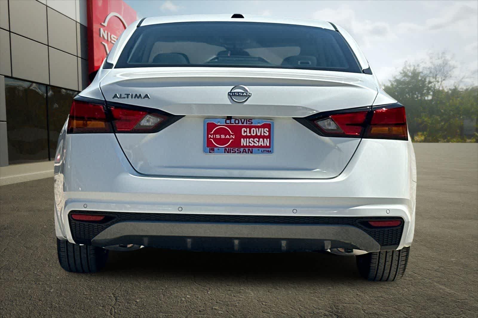 Thumbnail: 2026 Nissan Altima - 8