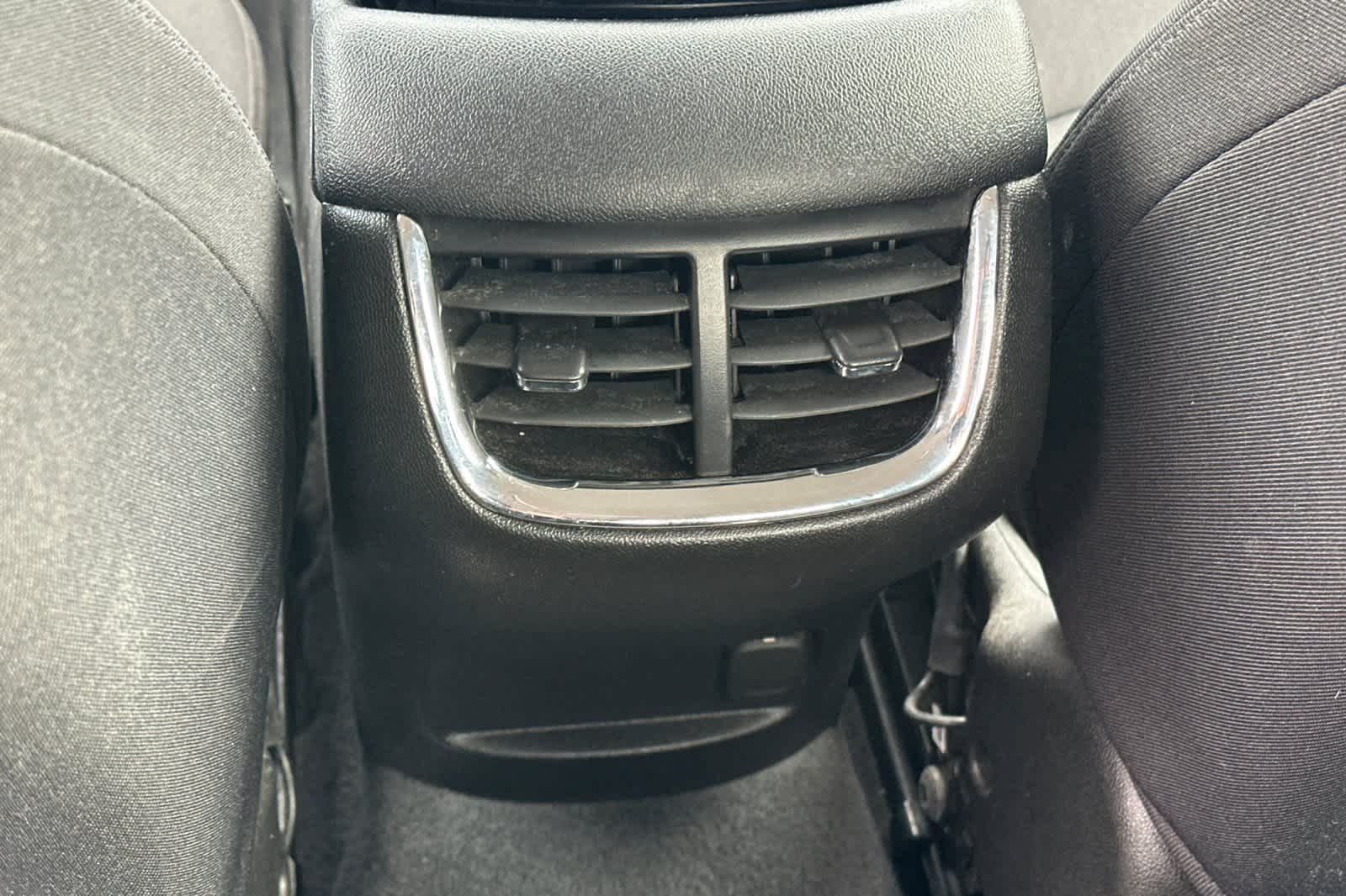 Thumbnail: 2022 Chevrolet Malibu - 15