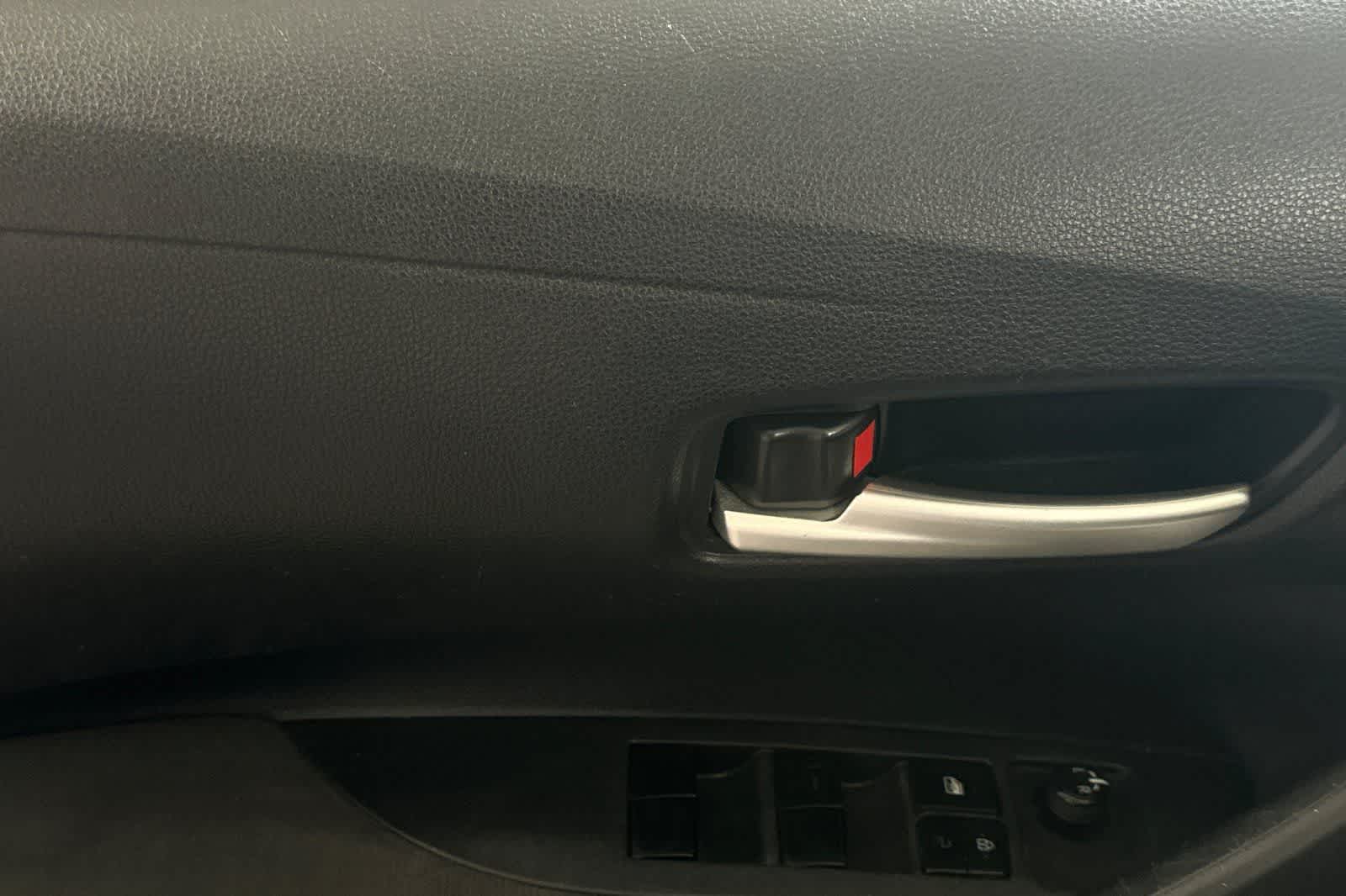 Thumbnail: 2021 Toyota Corolla - 15