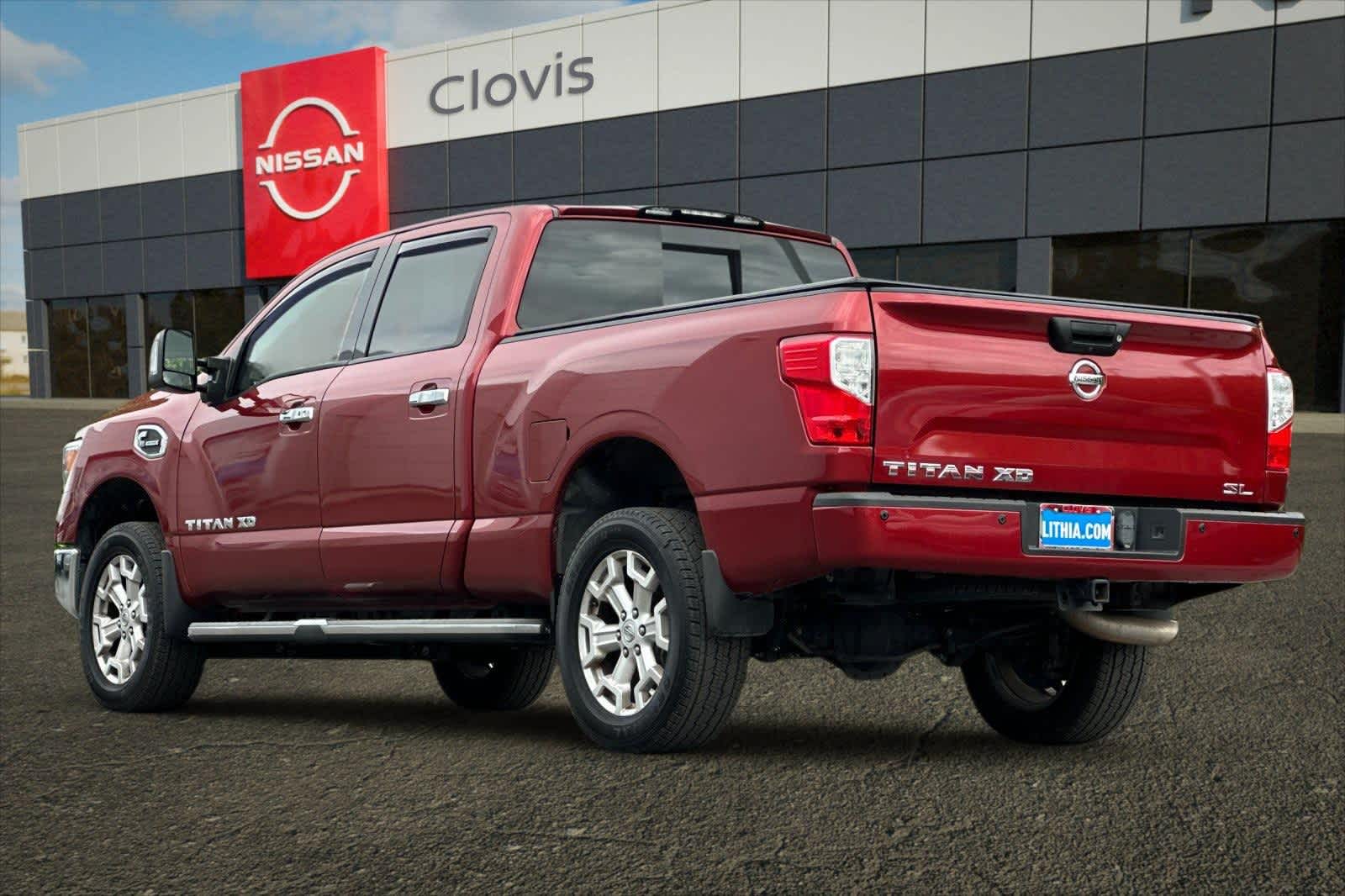 2017 Nissan Titan SL 7