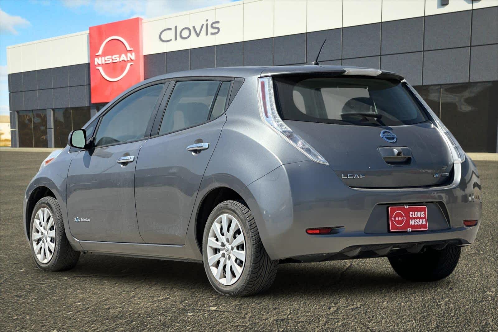 Thumbnail: 2015 Nissan Leaf - 7