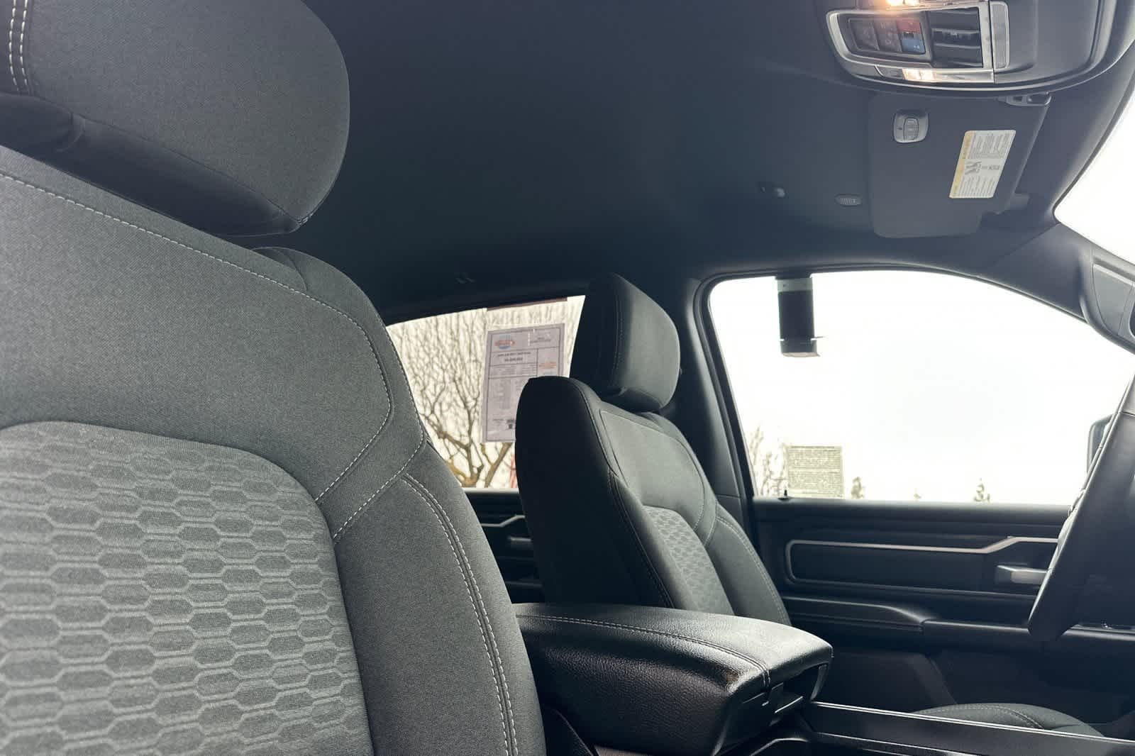 Thumbnail: 2025 RAM 1500 - 19