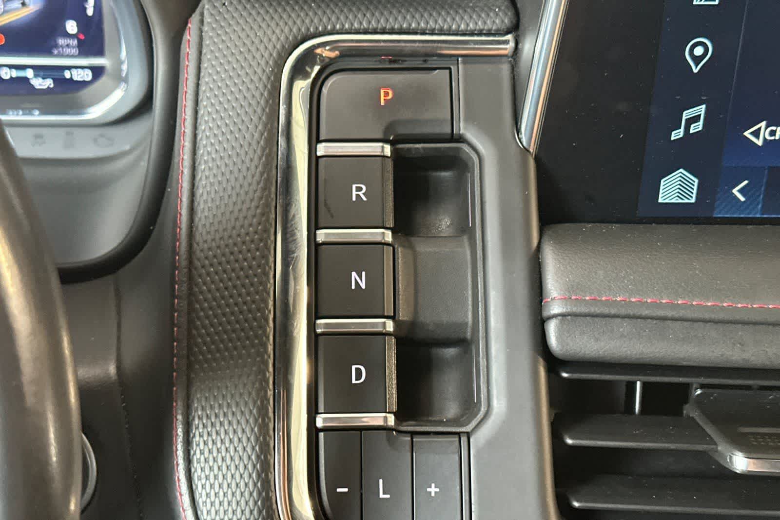 Thumbnail: 2022 Chevrolet Tahoe - 23