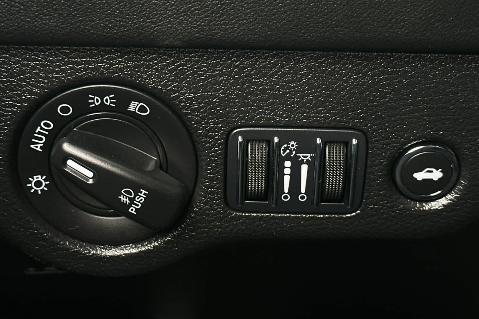 Thumbnail: 2023 Dodge Charger - 32