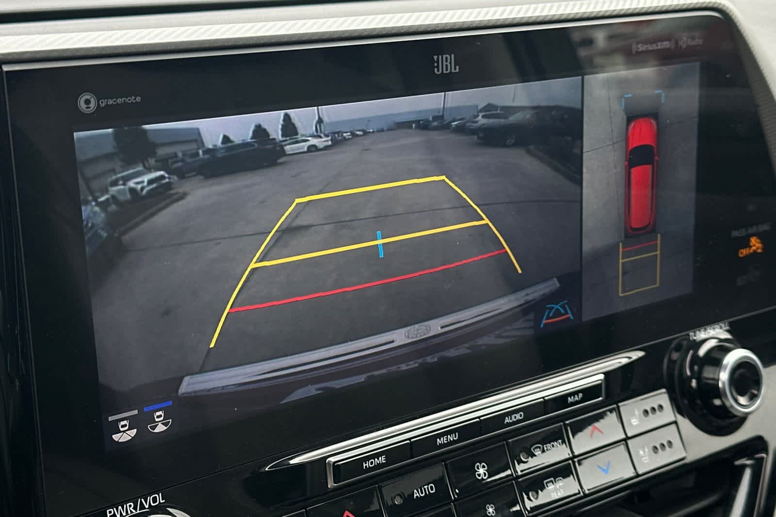 Thumbnail: 2022 Toyota Highlander - 22