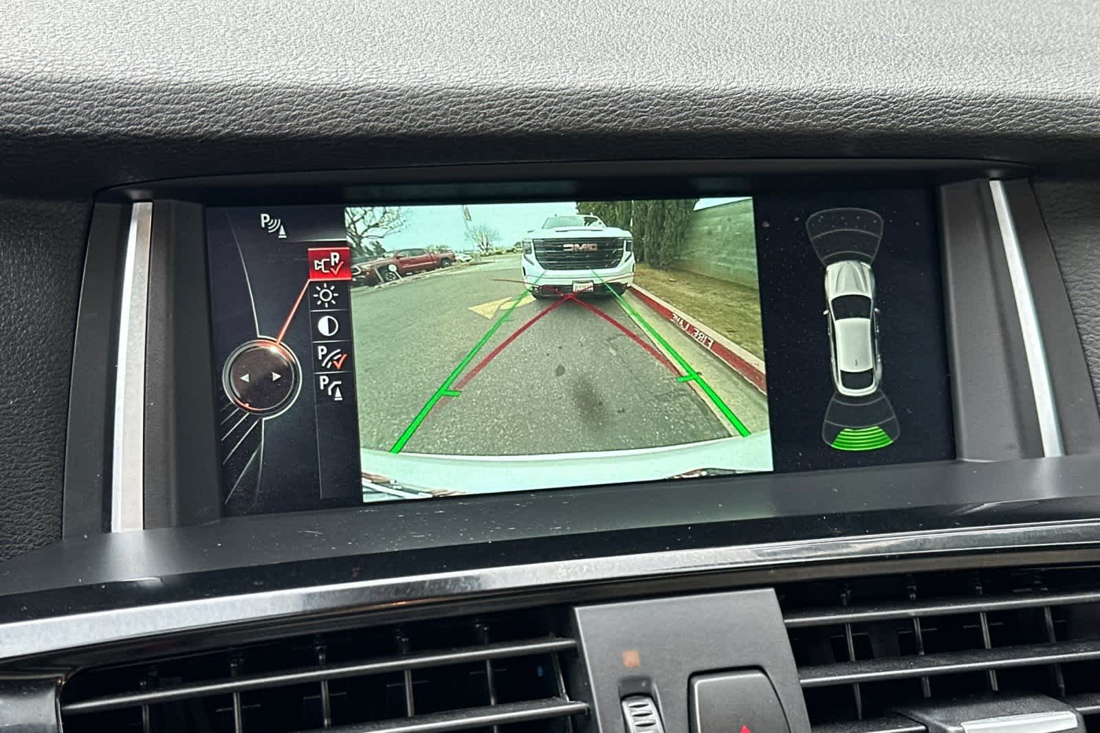 Thumbnail: 2015 BMW X4 - 23