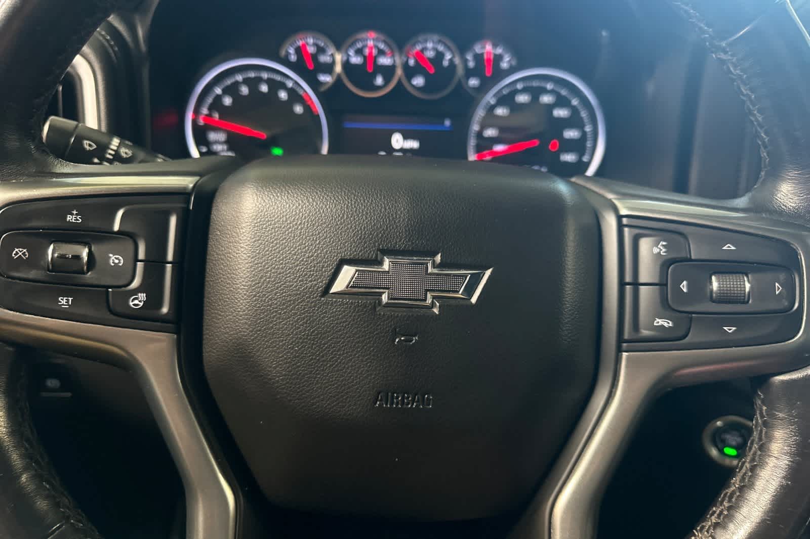 Thumbnail: 2021 Chevrolet Silverado 1500 - 26