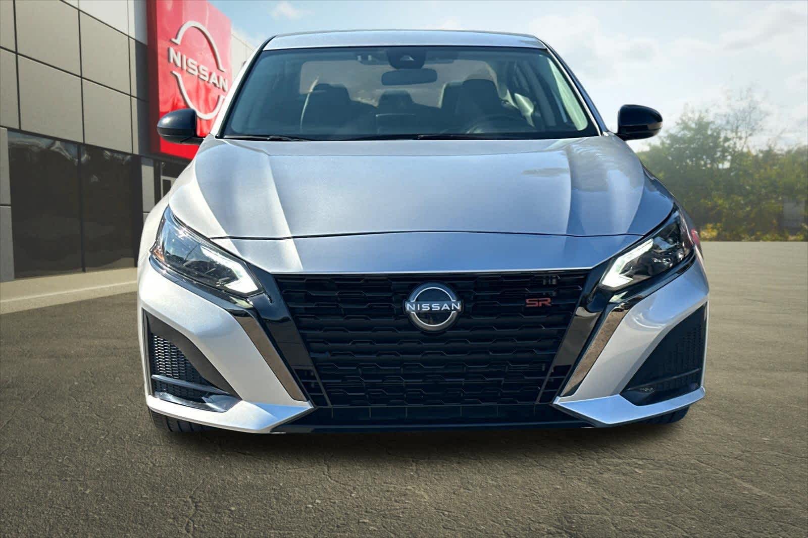 Thumbnail: 2023 Nissan Altima - 11