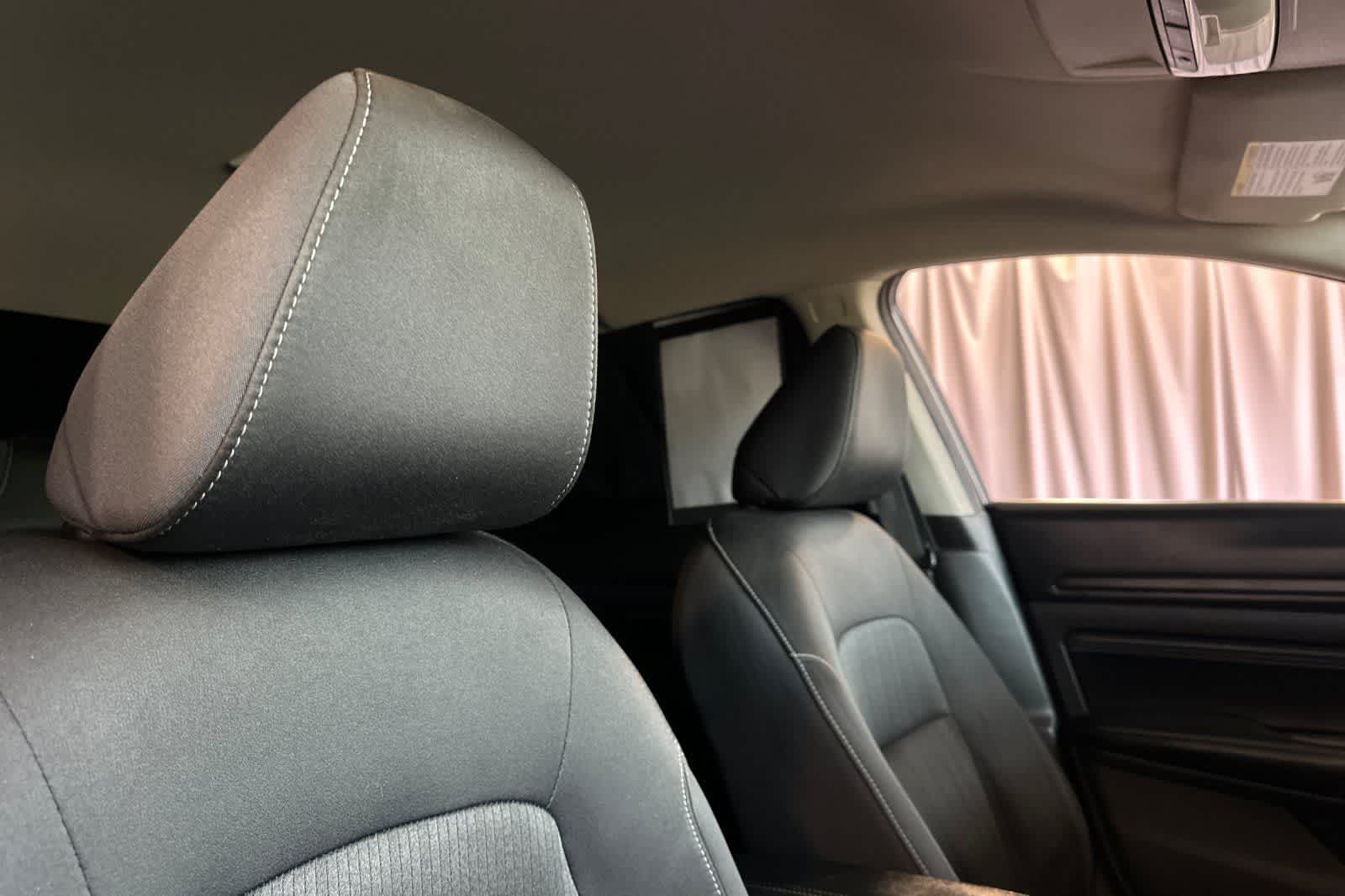 Thumbnail: 2019 Nissan Altima - 18